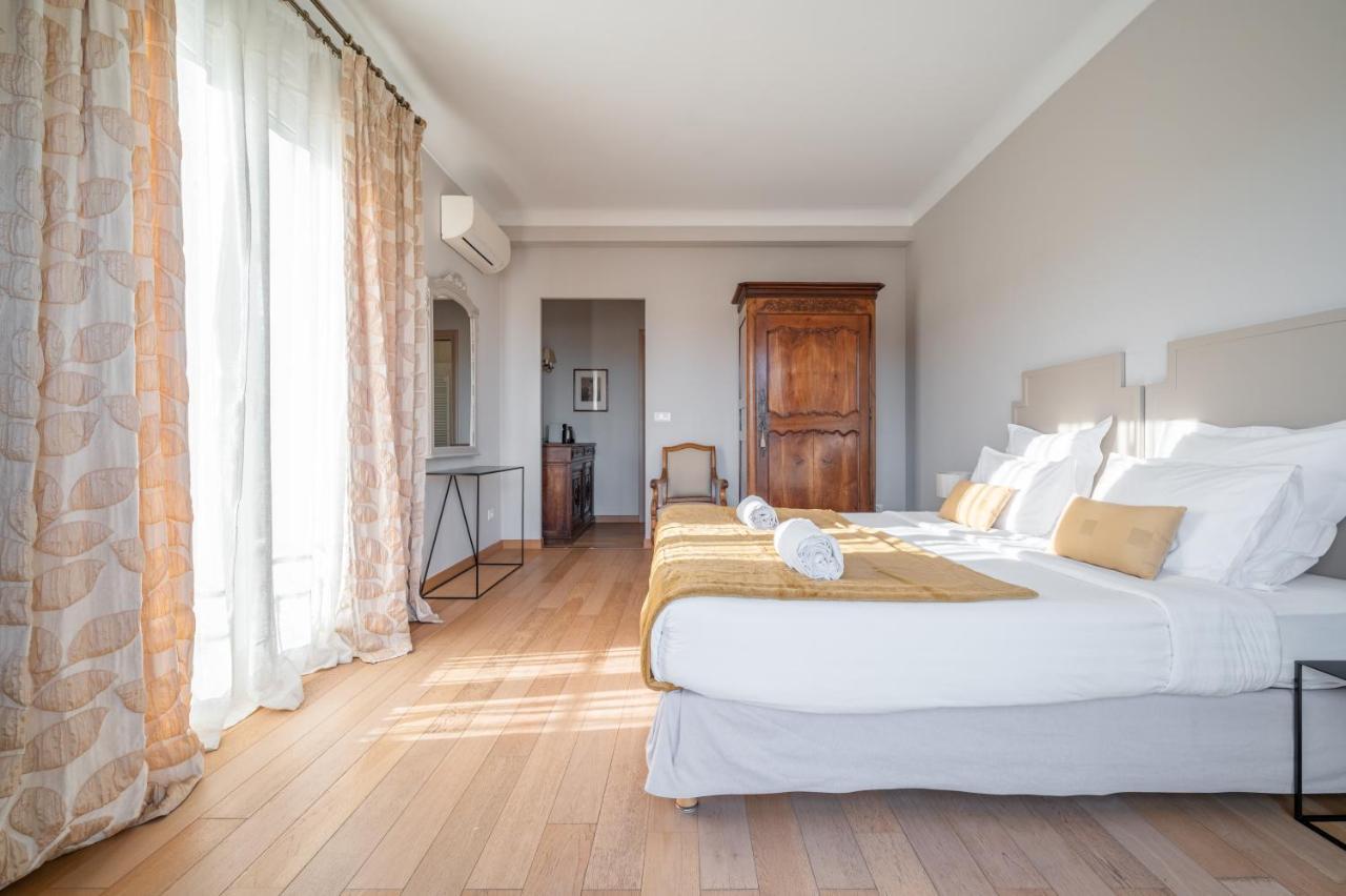 マントン ラ ファブリック ア プピー Bed & Breakfast エクステリア 写真
